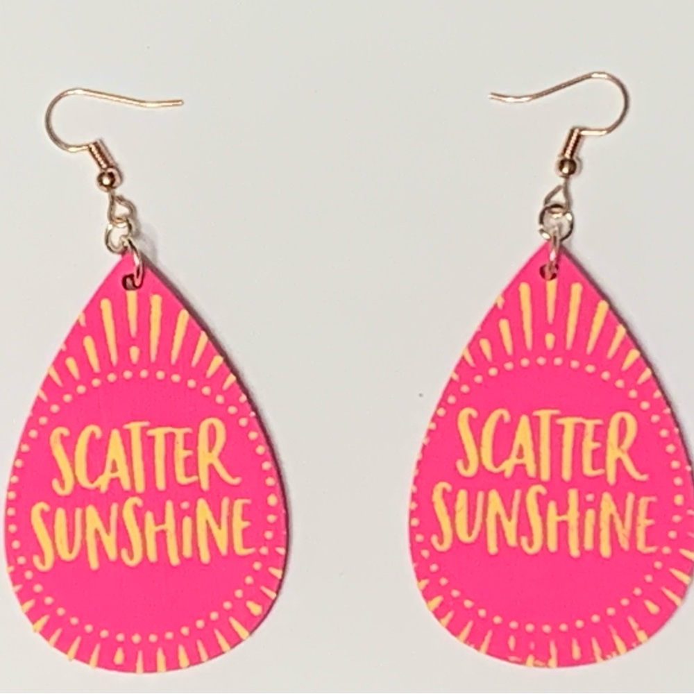 Wooden teardrop earrings